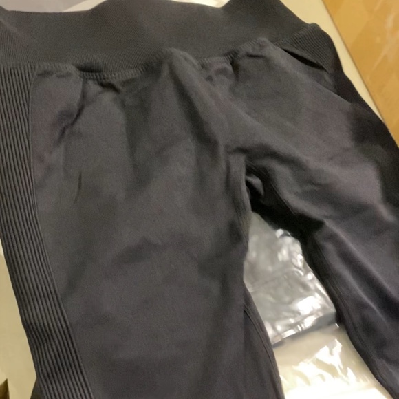 Scrunch butt leggings - Picture 6 of 6